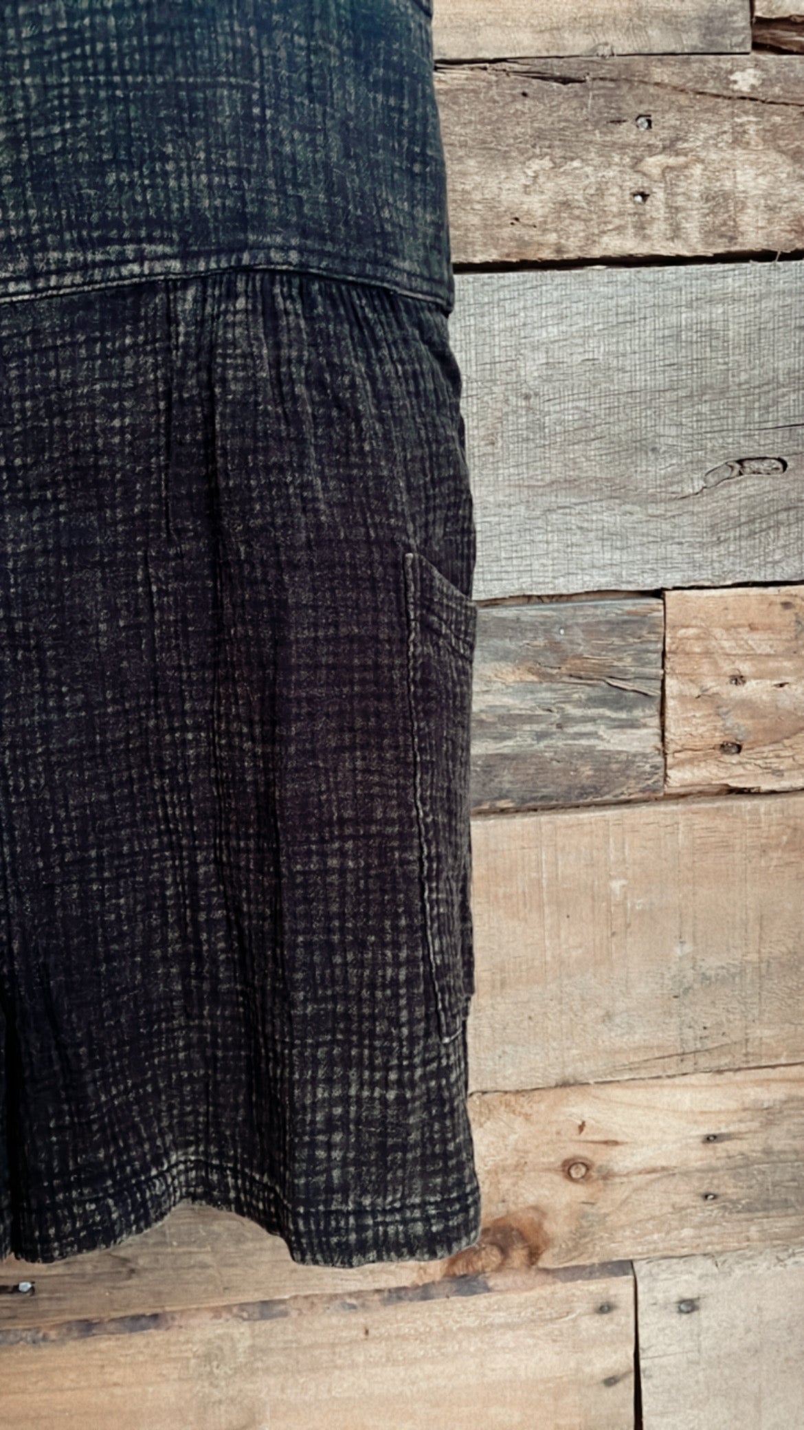 Double Gauze romper-black